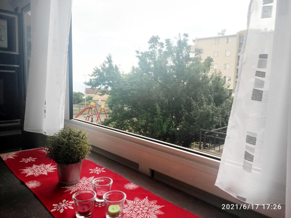 Apartment Nevera Fiume Esterno foto